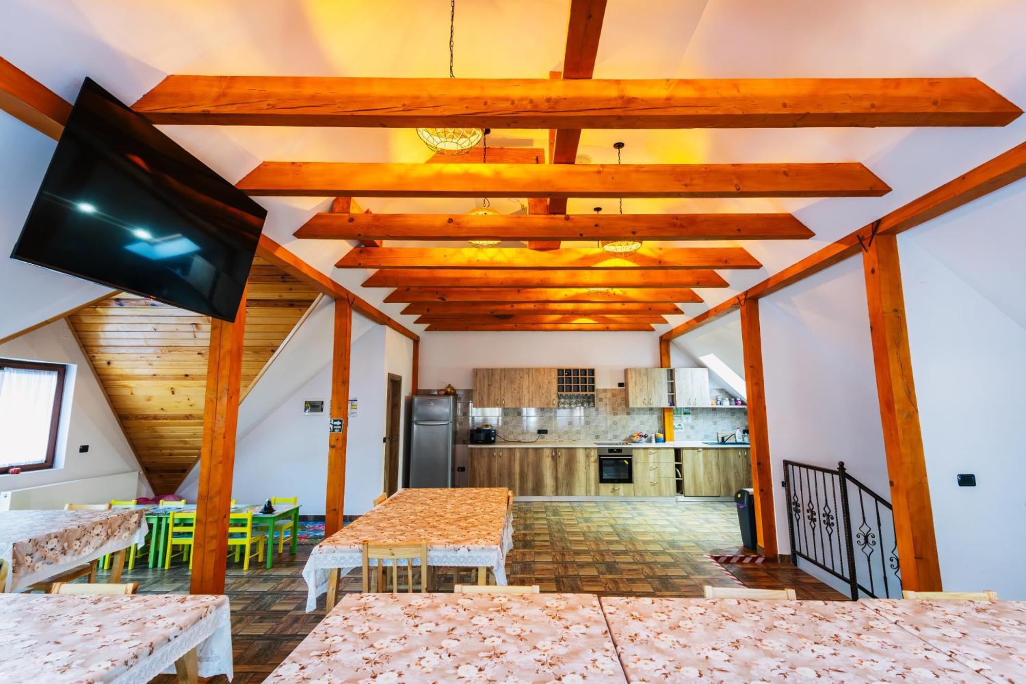 Casa Diana Rasnov Villa Bagian luar foto