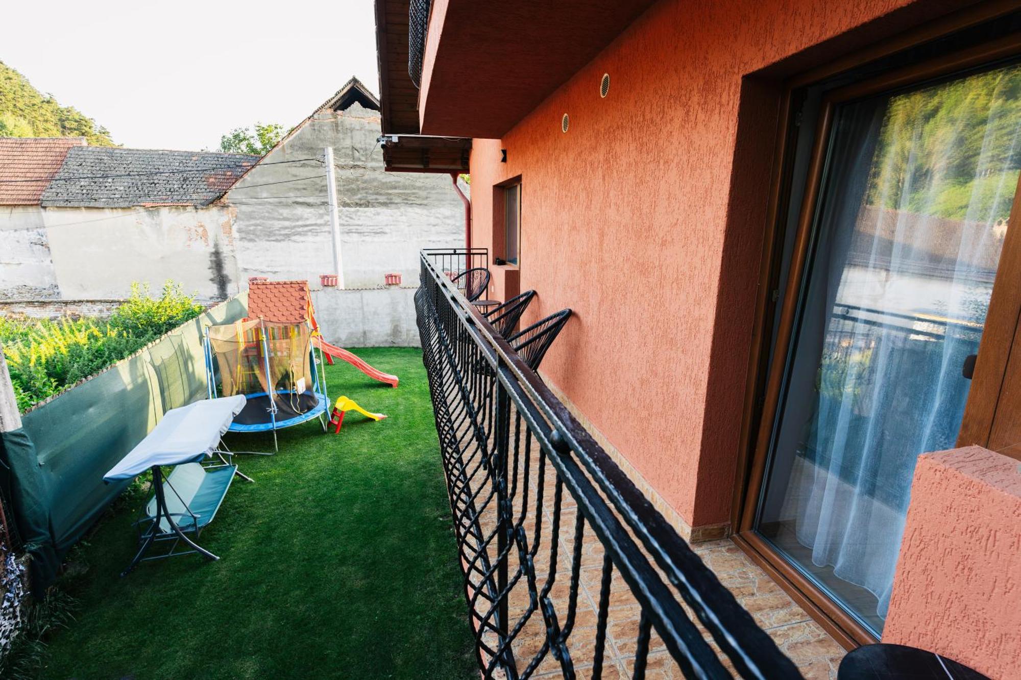 Casa Diana Rasnov Villa Bagian luar foto