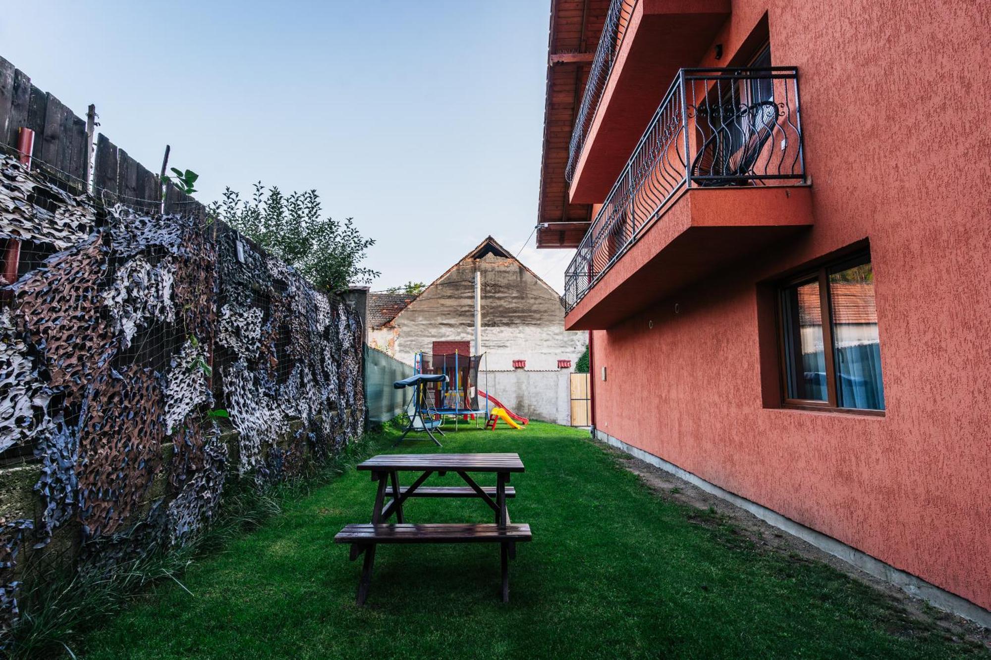 Casa Diana Rasnov Villa Bagian luar foto