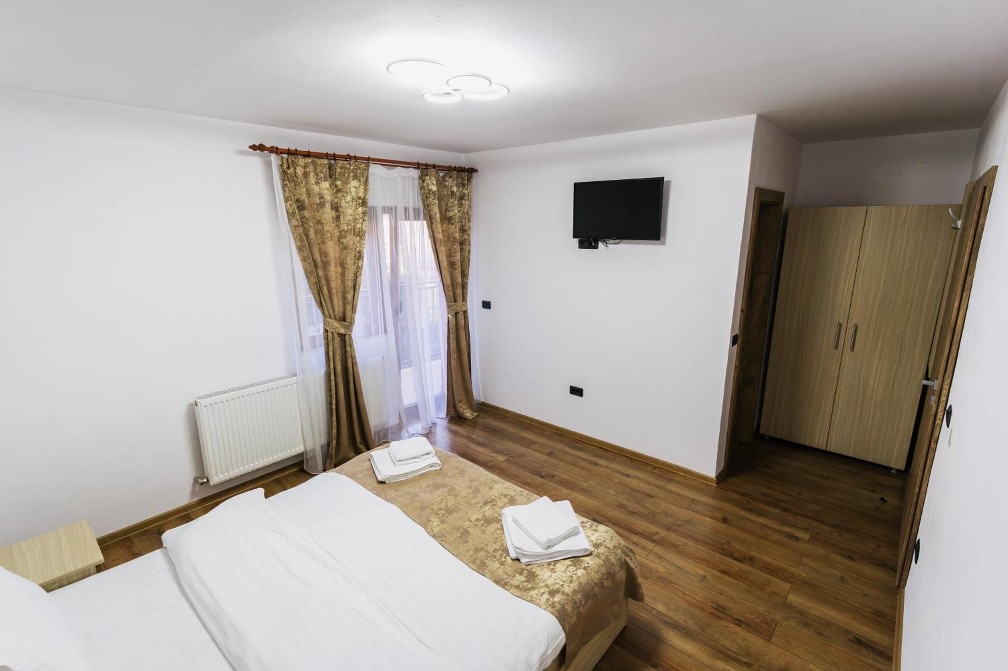 Casa Diana Rasnov Villa Bagian luar foto