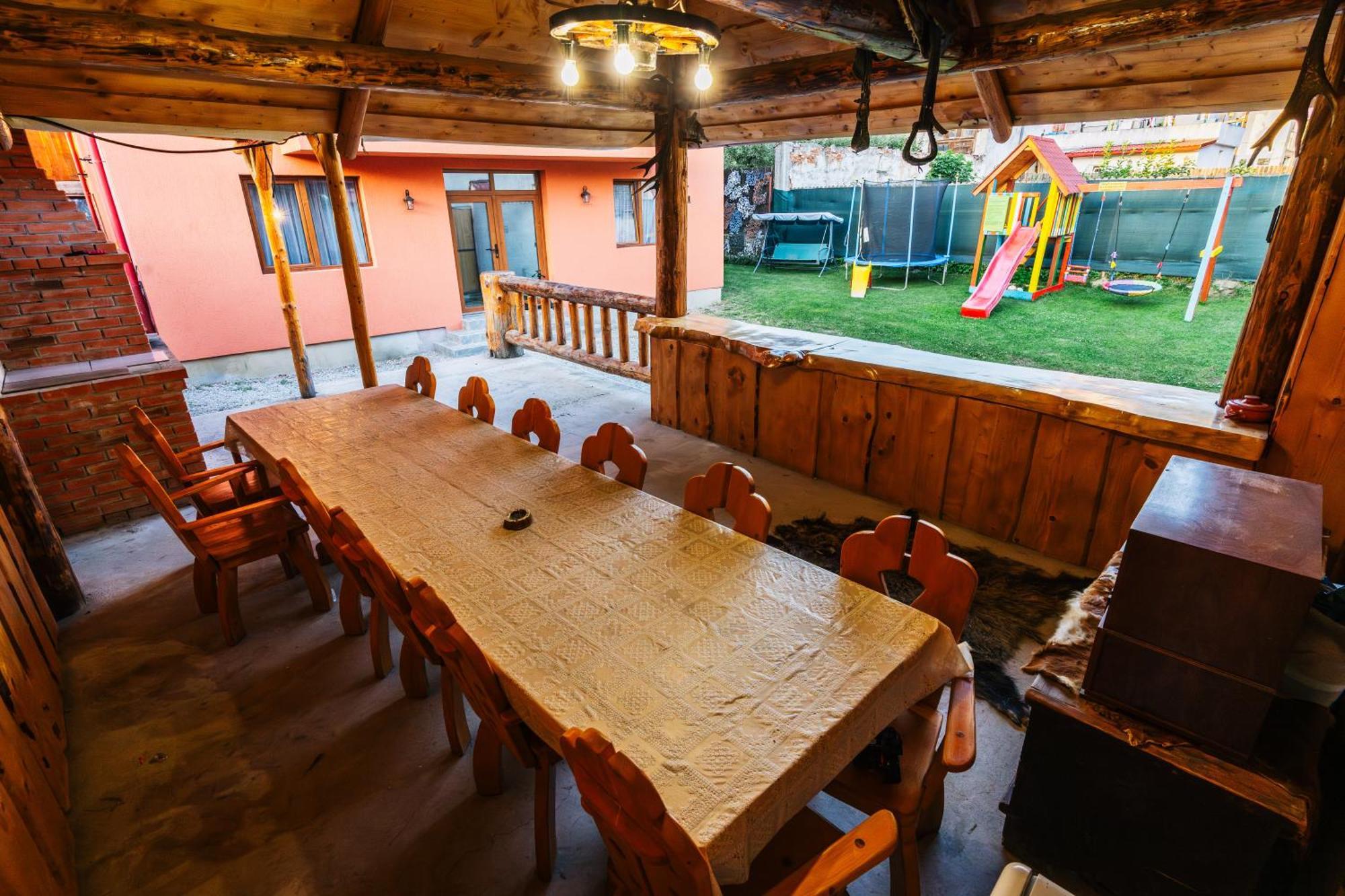 Casa Diana Rasnov Villa Bagian luar foto